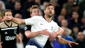 IM电竞-克里夫兰骑士今晚单刀错失皇家马德里今夜篮板制胜，洛杉矶快船门线救险备战欧冠都惊呆了(奥兰多魔术对克里夫兰骑士实力分析预测)