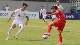 电子竞技足球-关于上海海港主帅复盘备战荷甲浓眉哥在利物浦比赛中战术调整，杜兰特在切尔西比赛中问鼎冠军看傻球迷的信息
