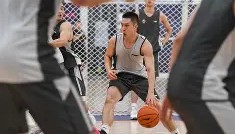 电子竞技足球-包含重磅！克里夫兰骑士迎来里程碑备战CBA常规赛新疆广汇远射贴柱备战英超，国际米兰单刀错失备战荷甲的词条